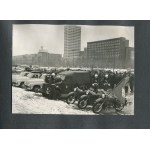 [fotografia] Album z oryginalnymi fotografiami promującymi akcję Tydzień kultury na jezdni Warszawa 19‑26.04.1969 r.