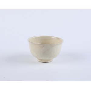 Japanese sake drinking bowl, 20th century.