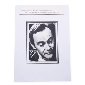Jack Lemmon (1925 - 2001) | Signature on the photo (photographed signature)