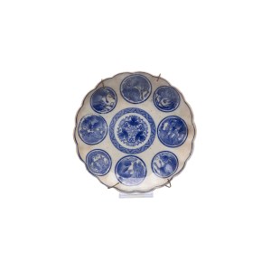 KAISEKI PLATE WITH ANIMAL AND MYTHOLOGICAL MOTIFS | JAPAN, MEIJI-TAISHO PERIOD (JAPAN / JAPANESE 19TH CENTURY)