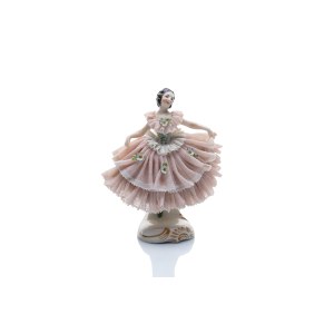 BALLERINA IN A PINK DRESS | ACKERMANN & FRITZE (RUDOLSTADT-VOLKSTEDT) (GERMANY / GERMAN 1910-1950)