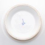 CUP WITH A VIEW OF PRAGUE CASTLE | HORNÍ SLAVKOV (SCHLAGGENWALD), LIPPERT & HAAS (CZECH / BOHEMIAN 1830-1846)