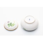 PORCELAIN JAR WITH LID | MEISSEN (GERMANY / GERMAN 20TH CENTURY)