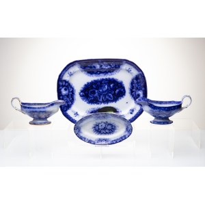 TWO SAUCEBOATS AND TWO TRAYS | OLD ROLE (CZECH / BOHEMIAN 19TH CENTURY)