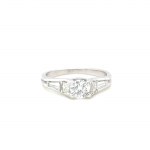 3.13 GR GOLD RING WITH DIAMONDS - DH-R620