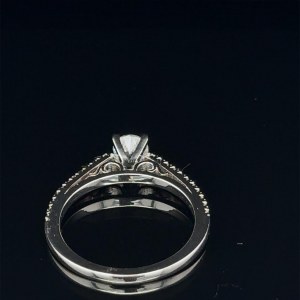 14K WHITE GOLD RING 2.58 GR WITH DIAMONDS - RNG30207