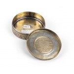 Russische silberne Schnupftabakdose mit Medaille zur Erinnerung an die Unterzeichnung des Vertrags von Nystad im Jahr 1721