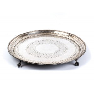 THOMAS BRADBURY & SONS (Joseph & Edward Bradbury) English sterling silver Victorian salver