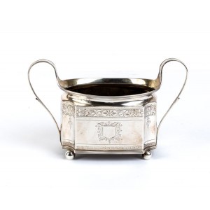 English Georgian sterling silver sugar bowl