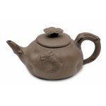 Tea pot