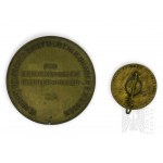 Pin of the 34th International Eucharistic Congress in Budapest (1938); Pigeon Lovers Medal.