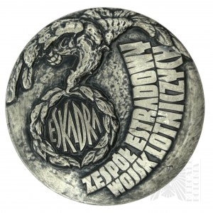 PRL - Medal Pamiątkowy Zespoł Estradowy Wojski Lotniczych “Eskadra”, Projekt Józef Misztela
