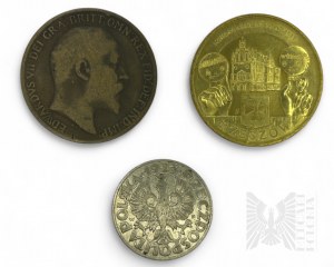 Coins, including 50 pennies from the Second Republic
