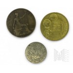 Coins, including 50 pennies from the Second Republic