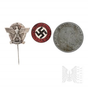 Troisième Reich - Deux épingles et une pièce commémorative, COPIES