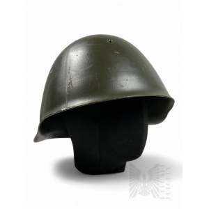 PRL Hełm wz. 50