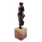 Figurine Girl with violin,