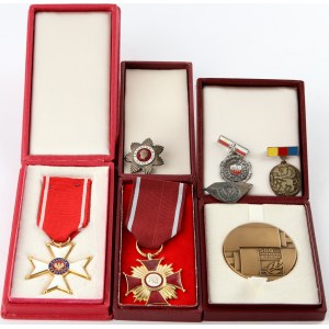 Polska, PRL, zestaw 6 odznaczeń i medal