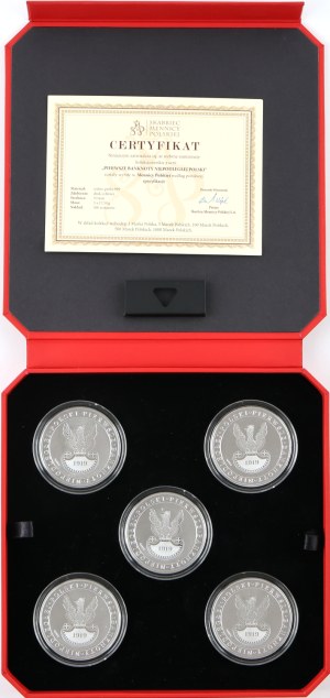 Third Republic, set of silver medals, First banknotes of Independent Poland, (5 pieces)