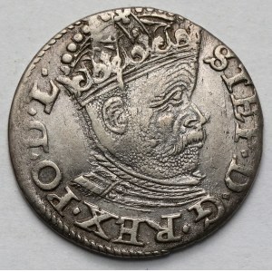 Stefan Batory, Trojak Ryga 1585 - zdobiony czepiec - TRIP