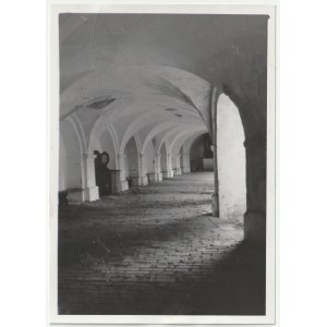KROSNO. Kościół i klasztor odpustowy, 1948 r.