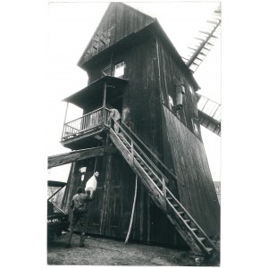OSIECZNA. Wiatrak, 1989 r.