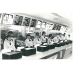 POZNAŃ. Ouverture du McDonald's, 1994.