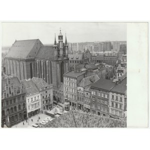 TORUŃ. Staré a nové.