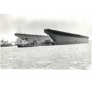 Lodenice GDAŃSK, príprava doku na vlečenie, 1976.