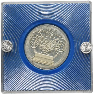 Germany, DDR, 10 Mark Berlin 1982 - Neues Gewandhaus Leipzig