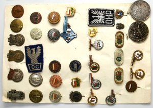 Set of plaques with decorations (ca. 683 pcs.)