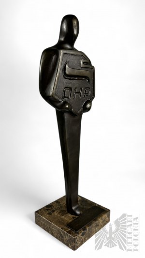 Marek Sierpiński (1954-2014) - Figura z Brązu Nagroda Za Zasługi Dla Ochotniczych Hufców Pracy dla Prezydenta Aleksandra Kwaśniewskiego, 2003 r.