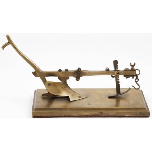 MODEL PŁUGU