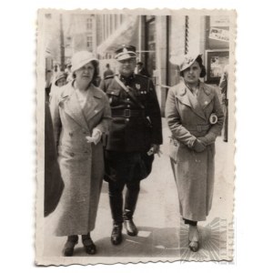 II RP Fotografia Kolejarza Odznaczony Krzyżem Walecznych