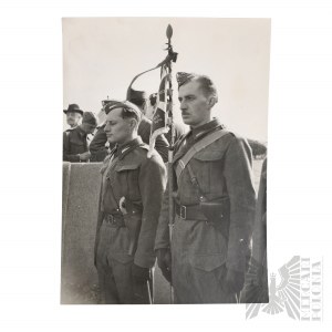 Photo de presse PSZnZ de la bannière de la 1ère brigade de fusiliers