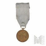 II Republic Decade of Independence Medal " Oracz ".