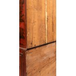 Italian trumeau lacquered in chinoiserie
