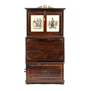 Mobile music box with automatons