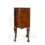 Paire de tables de chevet italiennes