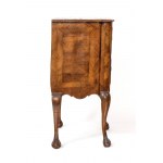 Paire de tables de chevet italiennes
