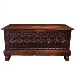 Neo-Gothic chest, 19th century.