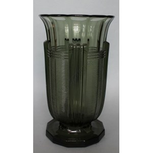 Wazon art deco(II ćw.XX w.) nsygn., szkło kryształowe lane, barwione, wys.25 cm