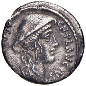 Plancia - Cn. Plancius - Denario (55 a.C.) Testa di Diana Pl...