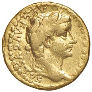 Tiberio (14-37) Aureo - Testa laureata a d. - R/ Livia sedut...
