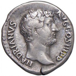 Hadrián (117-138) Denár - Hlava r. - R/ Vítězství sedící ...