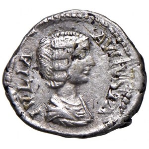 Giulia Domna (moglie di Settimio Severo) Denario - Busto dra...
