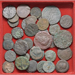 Lotto di bronzetti principalmente imperiali come da foto, di...