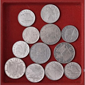 Victor Emmanuel III (1900-1946) Lot de douze pièces comme...