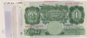 ENGLAND Lot of 11 banknotes: 1 Pound + 2 x 5 Pounds + ...