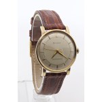 BULOVA. self-winding movement. Serial 68XXXX. Case...